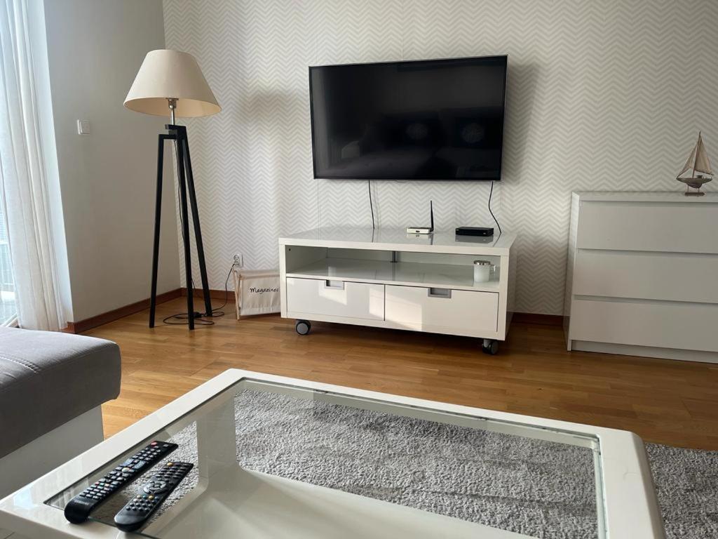Apartament Na Osiedlu Platan ชวีโนวิชแจ ภายนอก รูปภาพ