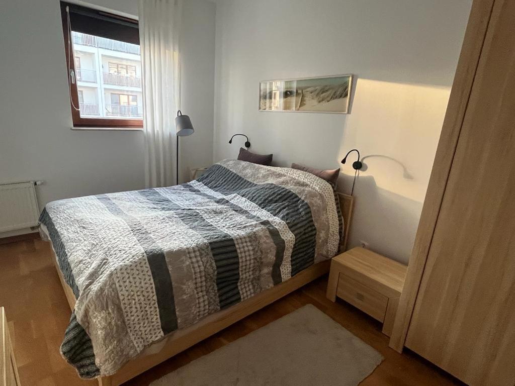 Apartament Na Osiedlu Platan ชวีโนวิชแจ ภายนอก รูปภาพ