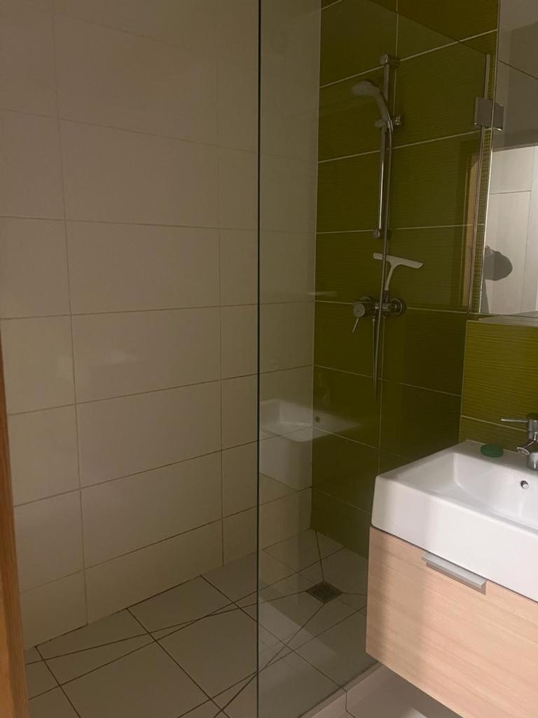 Apartament Na Osiedlu Platan ชวีโนวิชแจ ภายนอก รูปภาพ